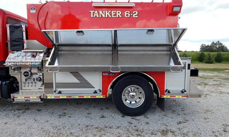 2000-GALLON TANKER #2358  Alexis Fire Equipment Company