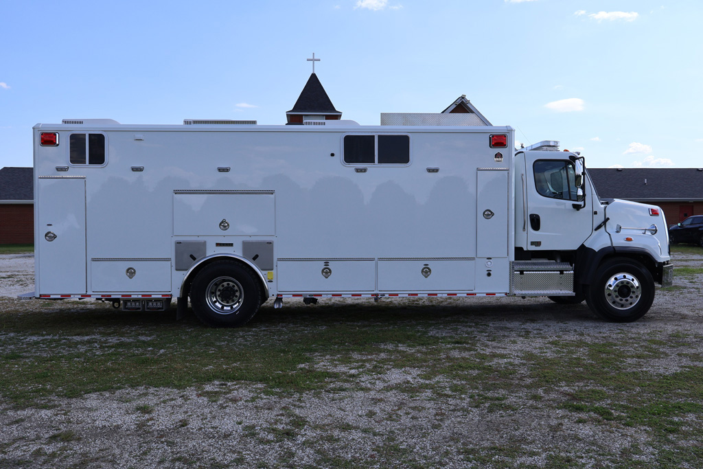 Walk In Rescue Engine 22’ HEAVY WALK-IN RESCUE #S795 | Alexis Fire Equipment Company