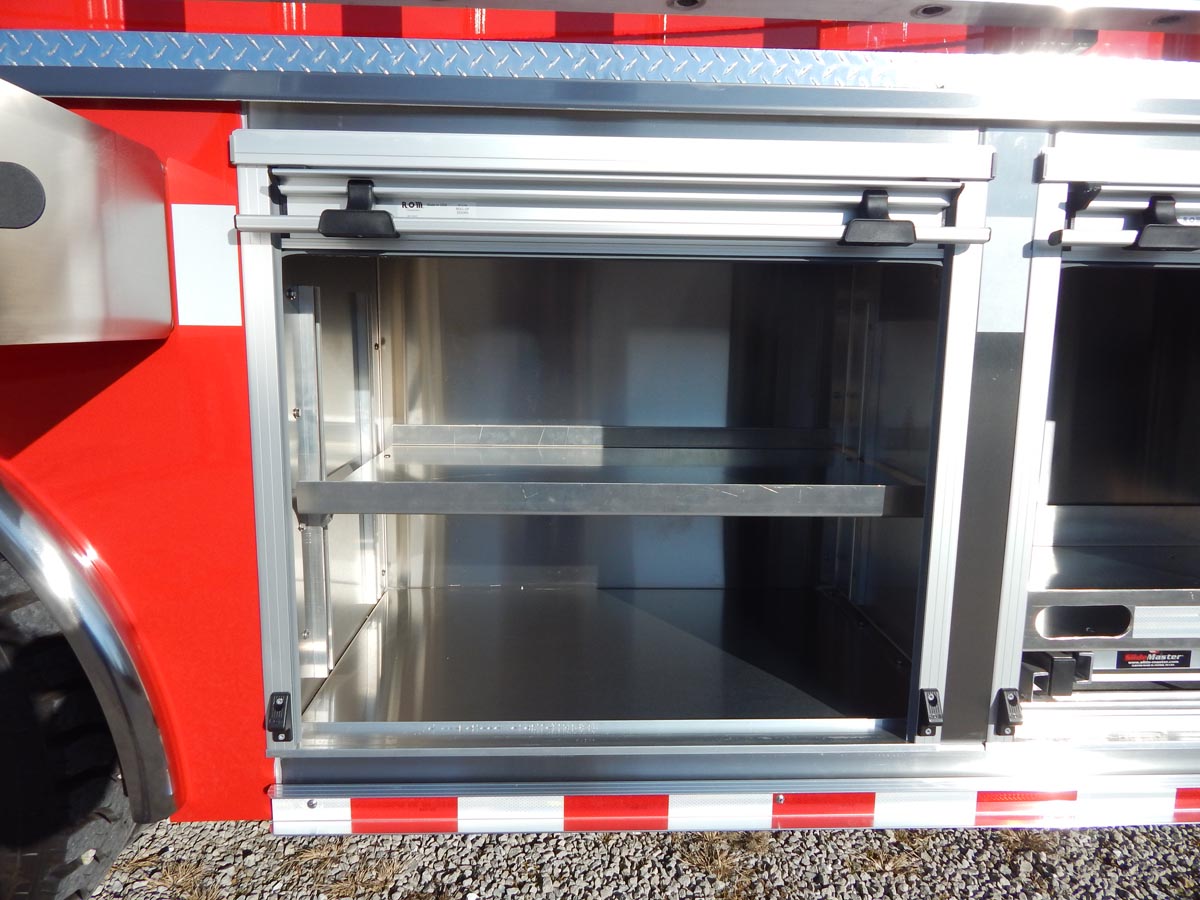 2000GALLON PUMPER/TANKER 2324 Alexis Fire Equipment Company